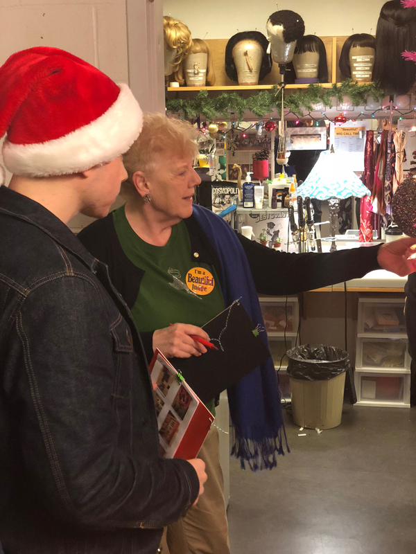 Photo Flash: BEAUTIFUL Holds a Holly Jolly Dressing Room Decorating Contest Image