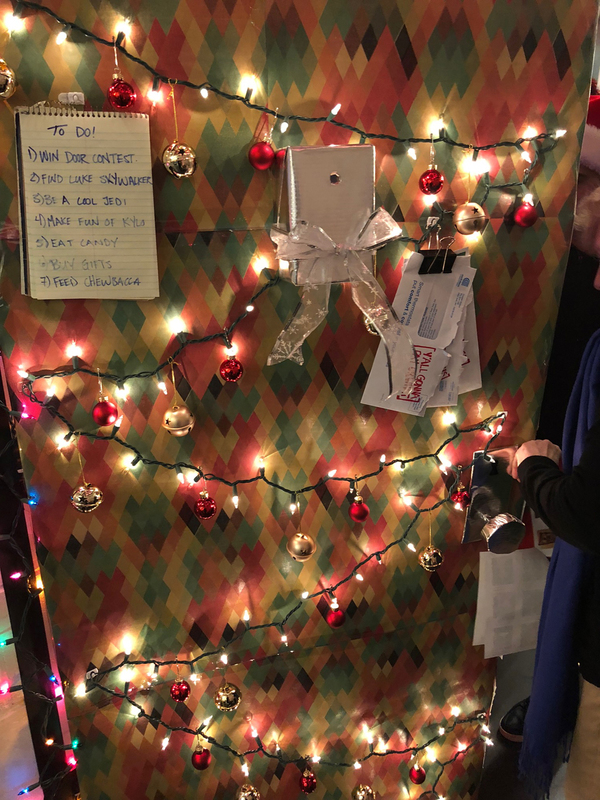 Photo Flash: BEAUTIFUL Holds a Holly Jolly Dressing Room Decorating Contest Image