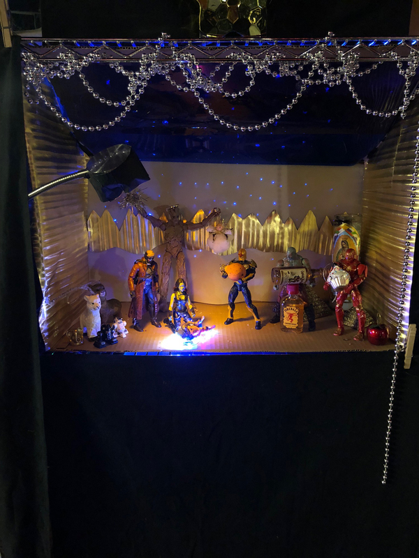 Photo Flash: BEAUTIFUL Holds a Holly Jolly Dressing Room Decorating Contest Image
