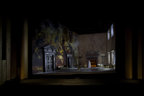 Photo Flash: TOSCA Lives for Her Art at the Met Image