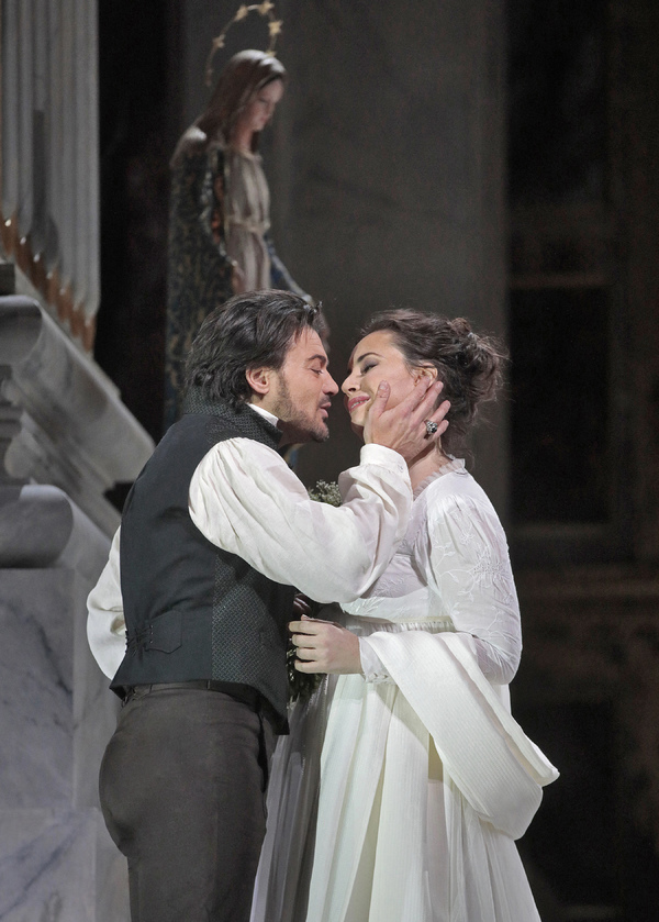 Photo Flash: TOSCA Lives for Her Art at the Met Image