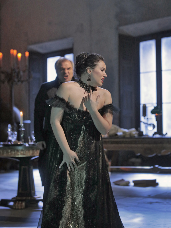 Photo Flash: TOSCA Lives for Her Art at the Met Image
