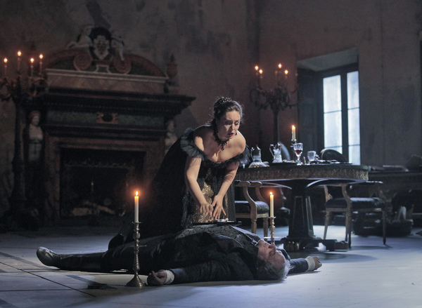 Photo Flash: TOSCA Lives for Her Art at the Met Image