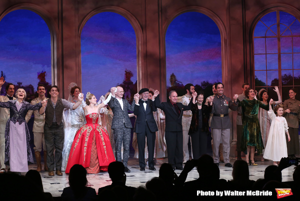 Photo Coverage: Take a Look Back on 2017's Top Curtain Call Moments! Image