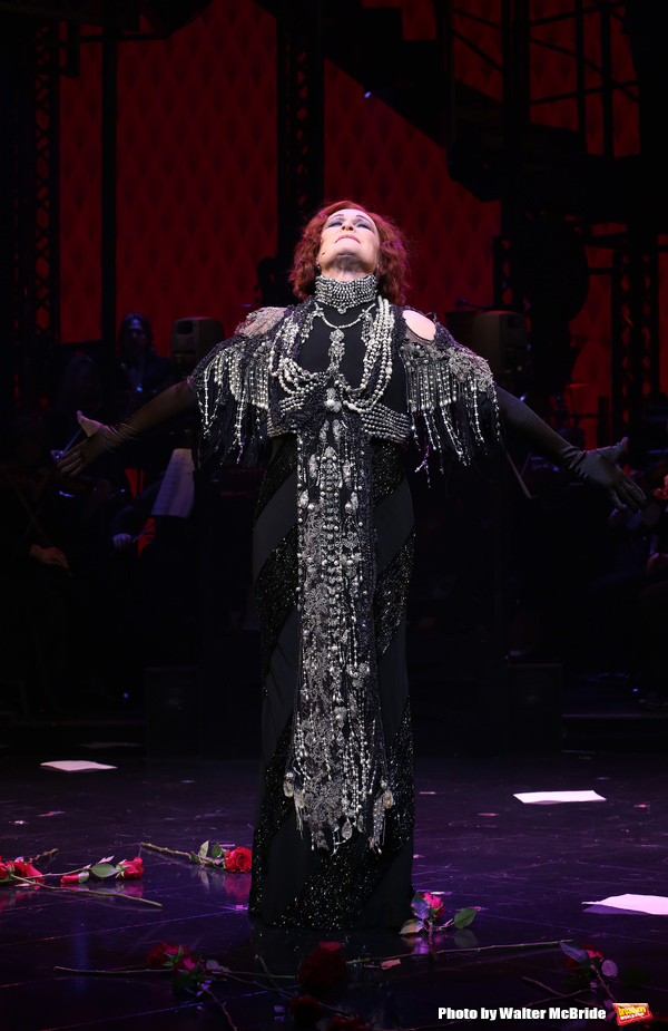 Glenn Close during the Opening Night Curtain Call bows for Andrew Lloyd Webber's 'Sun Photo
