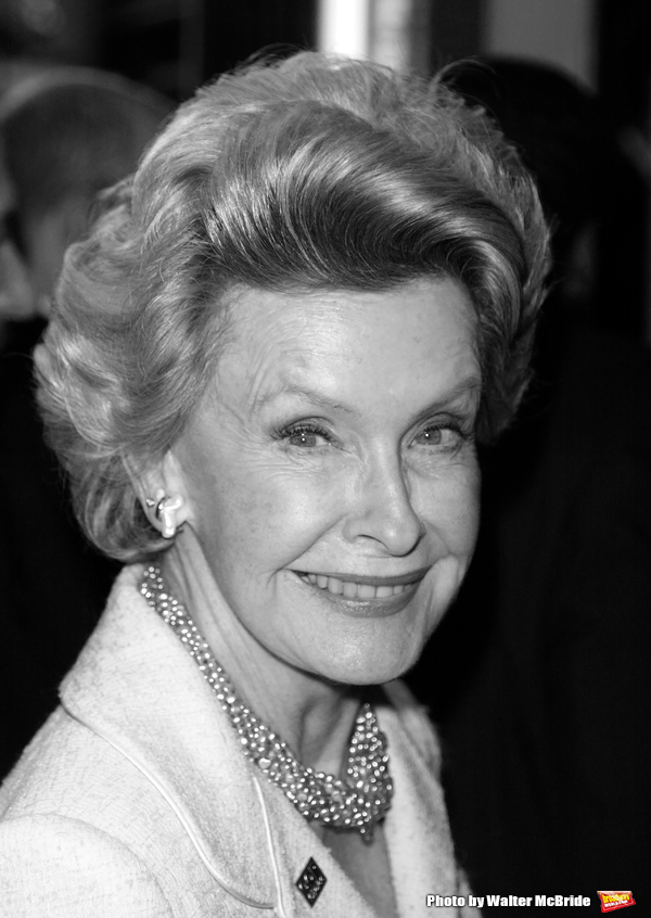 Dina Merrill attending the Opening Night performance of the New Romantic Comedy, ENCH Photo