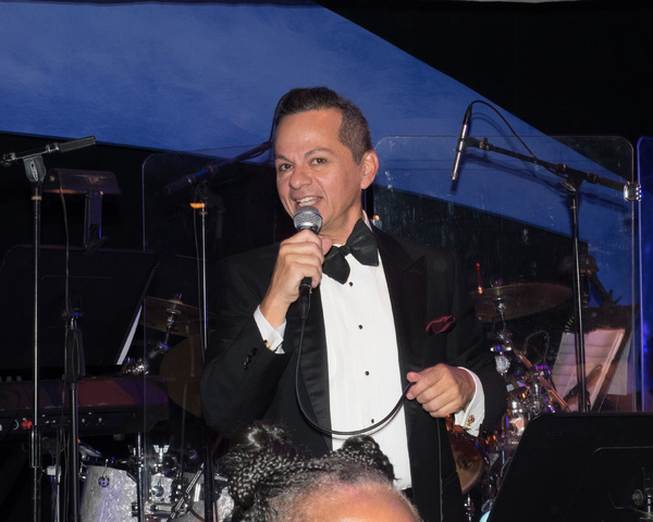 Photo Coverage: Curtain Call And New Year's Eve Celebration With The Troubies HOW THE PRINCH STOLE CHRISTMAS! Image