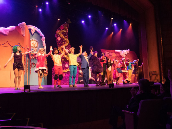 Photo Coverage: Curtain Call And New Year's Eve Celebration With The Troubies HOW THE PRINCH STOLE CHRISTMAS! Image