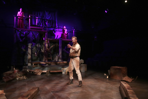 Photo Flash: Main Street Theater presents Prague Shakespeare Company's AN ILIAD Image