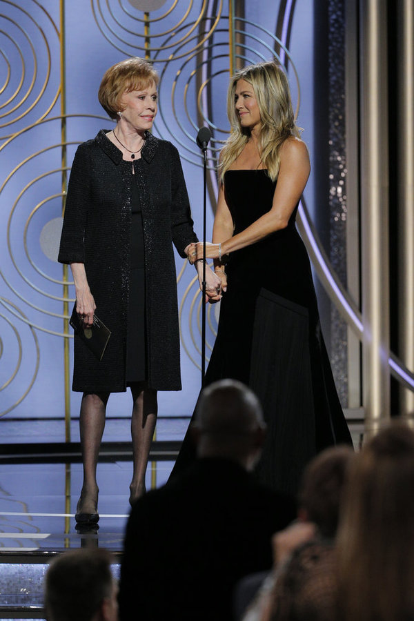 75th ANNUAL GOLDEN GLOBE AWARDS -- Pictured: (l-r) Carol Burnett, Jennifer Aniston, P Photo