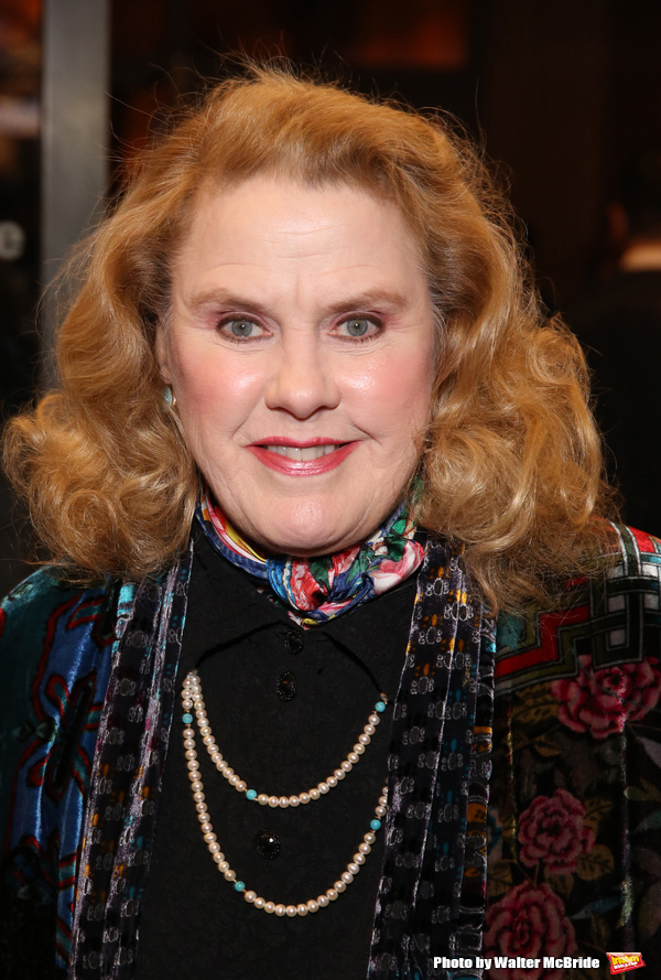 Photo Coverage: On the Opening Night Red Carpet for JOHN LITHGOW: STORIES BY HEART Image
