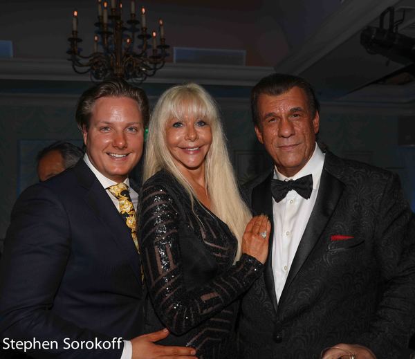 Photo Coverage: Robert Davi Makes His Royal Room Debut at The Colony Hotel Image