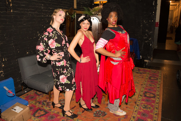 Photo Flash: Something Finally Goes Right...Mostly. PLAY THAT GOES WRONG Celebrates Fan Appreciation Day Image