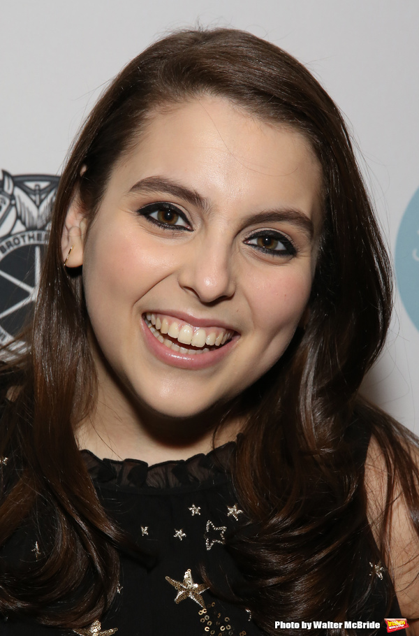 Beanie Feldstein Photo