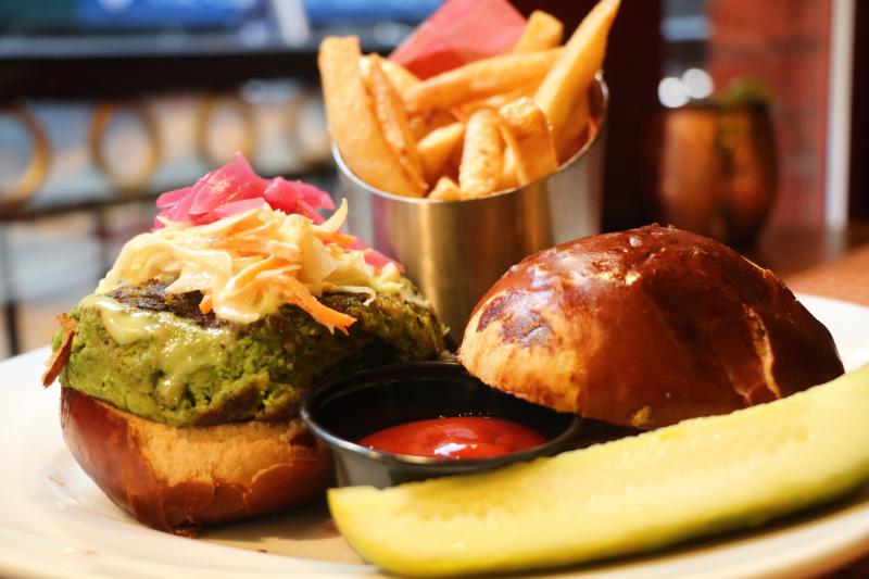 Review:  PIG N WHISTLE Times Square for Delightful Pub Fare  Image