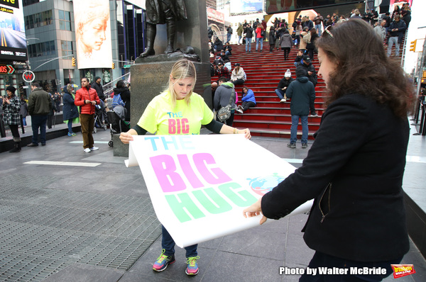 Photo Coverage: Broadway Unites in Times Square for Big Hug Day Image