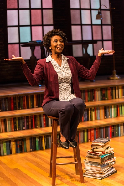 Review: FEEDING THE DRAGON at Hartford Stage Image