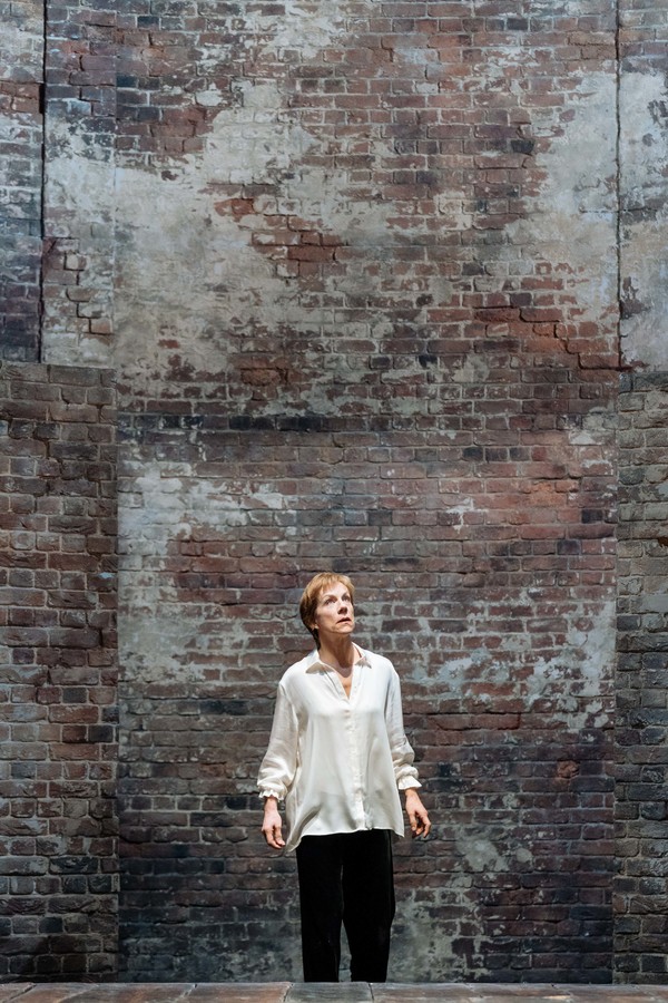 Photo Flash: Juliet Stevenson and Lia Williams Star in MARY STUART Image