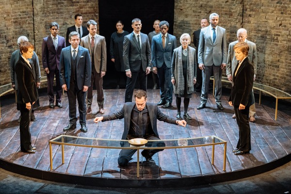 Photo Flash: Juliet Stevenson and Lia Williams Star in MARY STUART Image