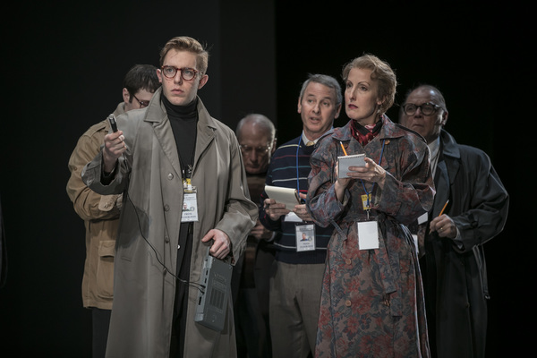 Photo Flash: A First Look at BLIND DATE at Goodman Theatre Image