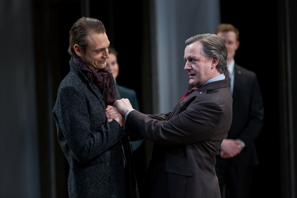 Photos: Get A First Look at Michael Urie in Shakespeare Theatre Company's HAMLET Image