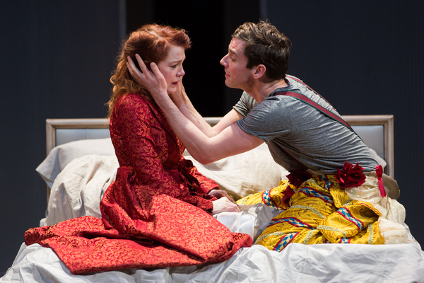 Photos: Get A First Look at Michael Urie in Shakespeare Theatre Company's HAMLET Image