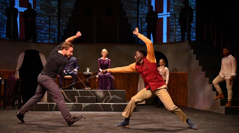 Review: Ashdown, White Lead Compelling HAMLET at Nashville Shakespeare Festival  Image