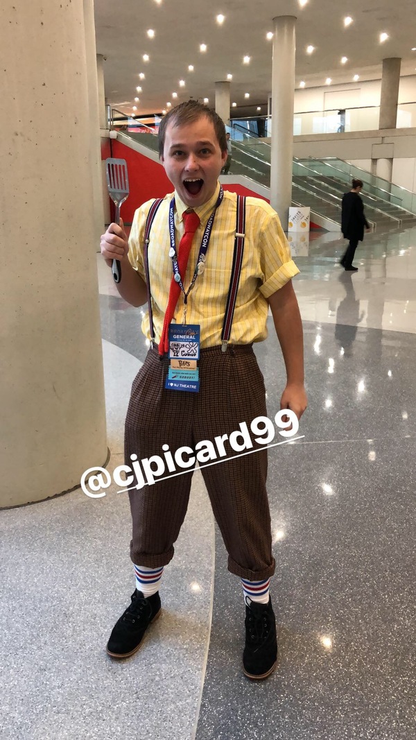 Photo Flash: Broadway's Biggest Fans Get Decked Out in Epic Costumes at BroadwayCon Image