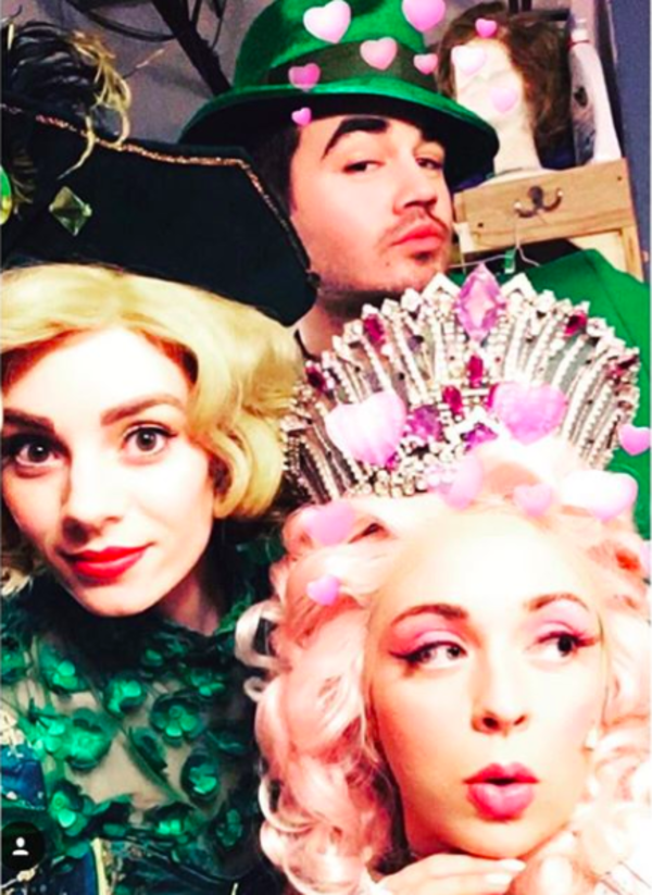 Photo Flash: Gleb Hangs With the Romanovs and More Saturday Intermission Pics! Image