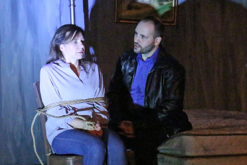 Review: ON CLOVER ROAD at Elmwood Playhouse Image