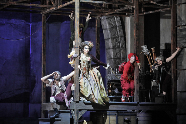 Photo Flash: First Look at Kelsey Grammer, Christine Ebersole & More in LA Opera's CANDIDE! Image