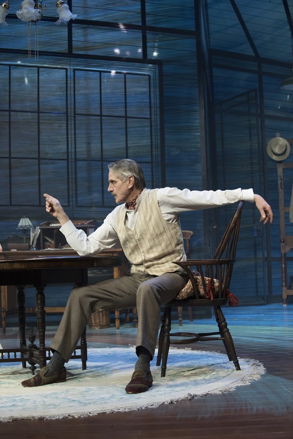 Photo Flash: First Look at Jeremy Irons and Lesley Manville in LONG DAY'S JOURNEY INTO NIGHT Image