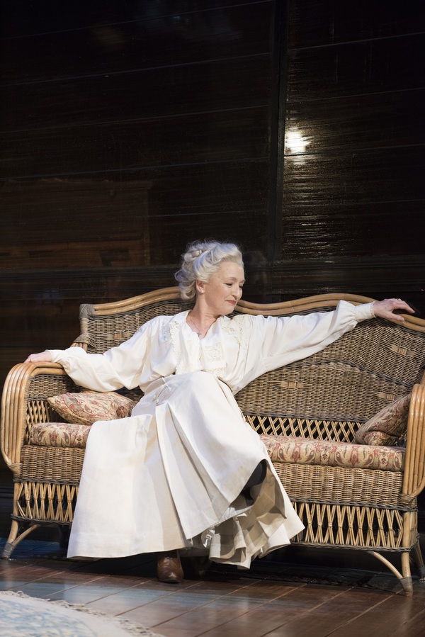 Photo Flash: First Look at Jeremy Irons and Lesley Manville in LONG DAY'S JOURNEY INTO NIGHT Image