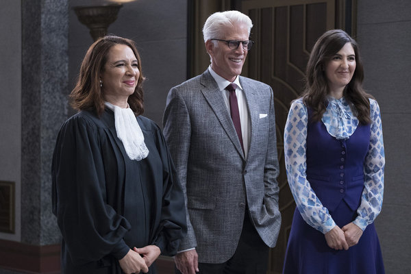 Photo Coverage: Check Out Maya Rudolph and Kristen Bell in THE GOOD PLACE Season One Finale Image