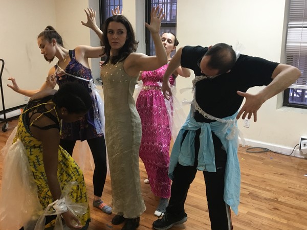 Photo Flash: Inside Rehearsal for Frog & Peach Theatre Company's A MIDSUMMER NIGHT'S DREAM Image