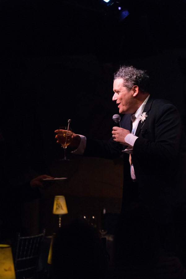 Photo Flash: Isaac Mizrahi Takes Over Cafe Carlyle Image