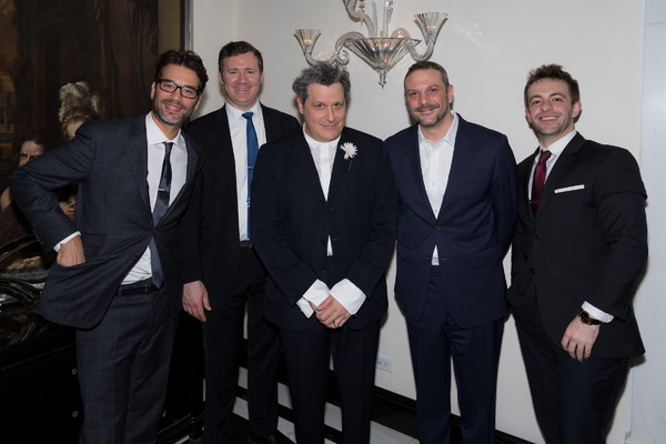 Photo Flash: Isaac Mizrahi Takes Over Cafe Carlyle Image