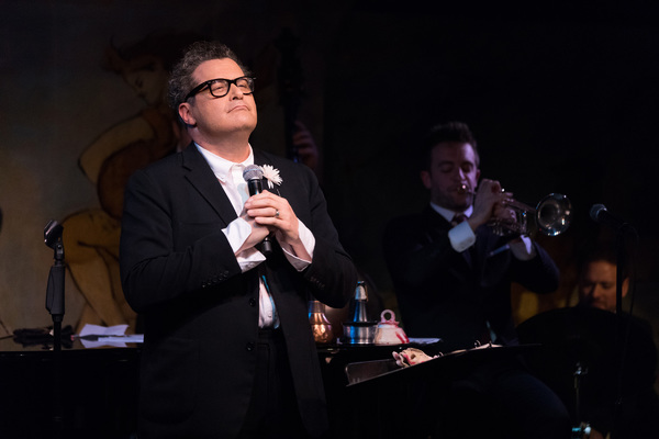 Photo Flash: Isaac Mizrahi Takes Over Cafe Carlyle Image