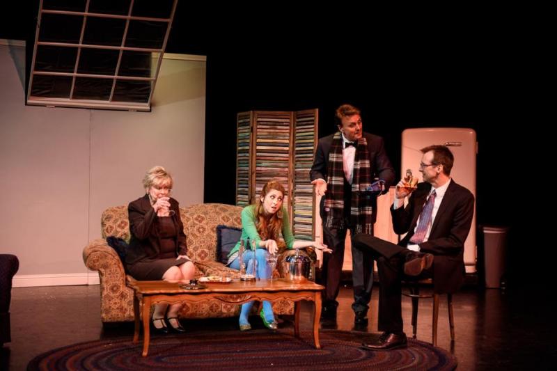 Review: It Was Hilarious Going BAREFOOT IN THE PARK at Homewood Theatre 