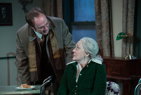 Photo Flash: First Look at Barbara Broughton, Count Stovall, and Matthew Lawler in Mile Square Theatre's DRIVING MISS DAISY Image