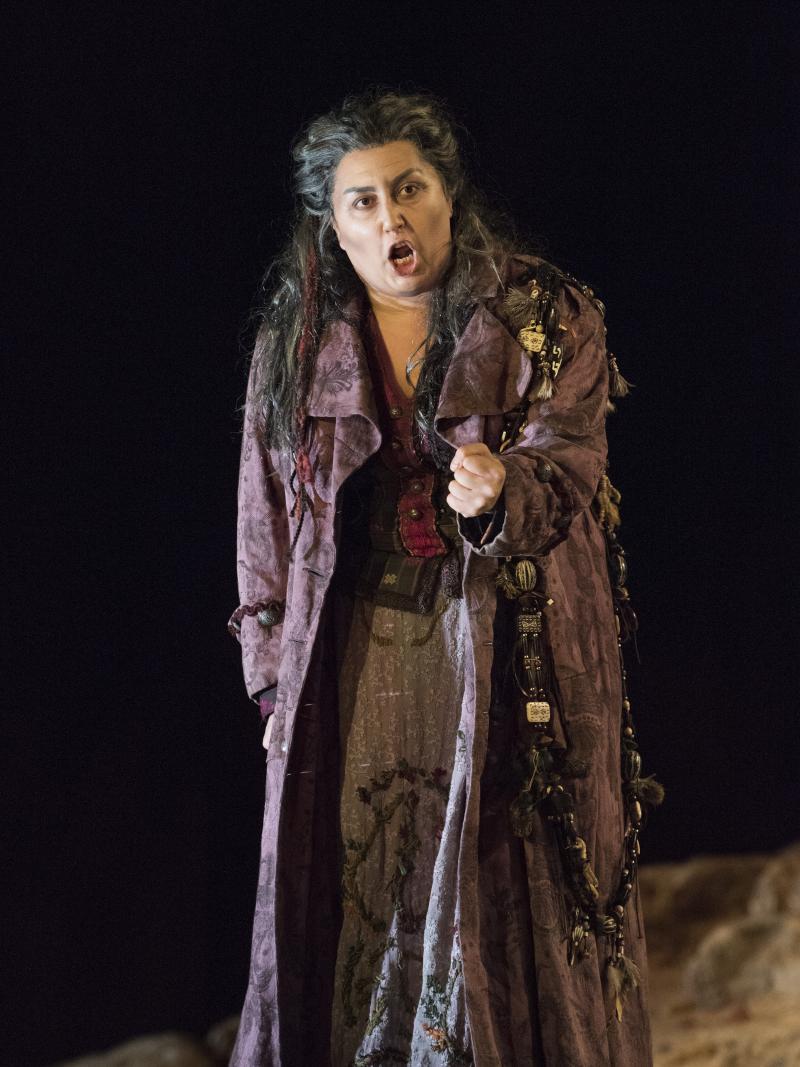 Feature: FRIDAYS UNDER 40 at The Metropolitan Opera Image
