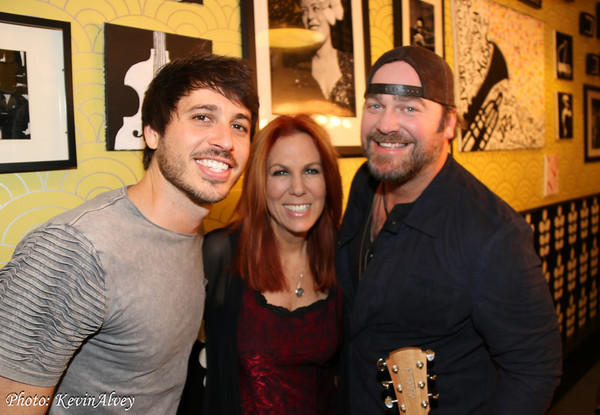 Photo Flash: Broadway at Birdland Presents Victoria Shaw's Under the Covers Image