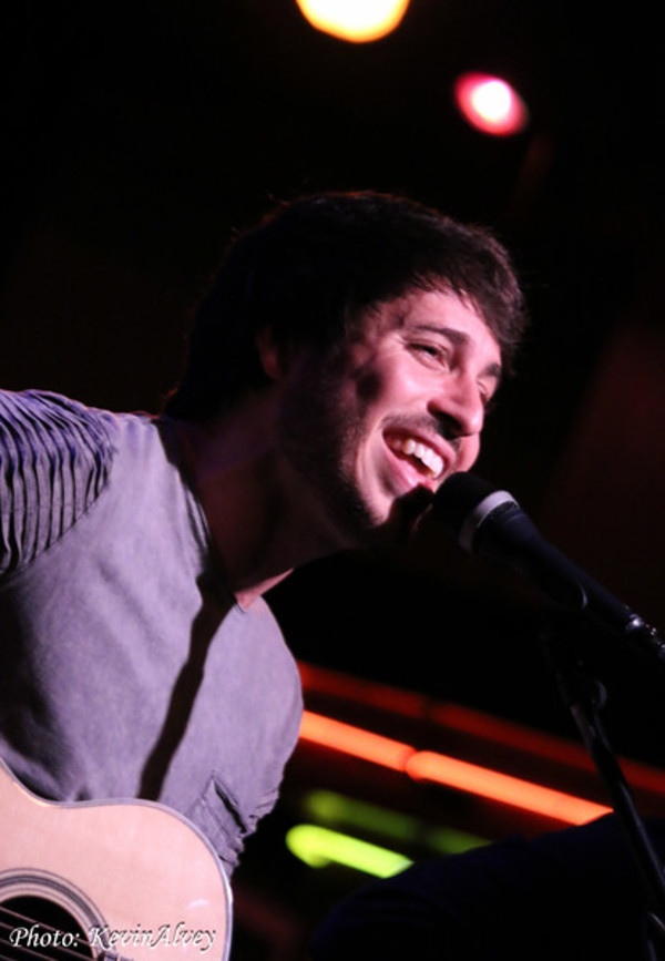 Morgan Evans Photo