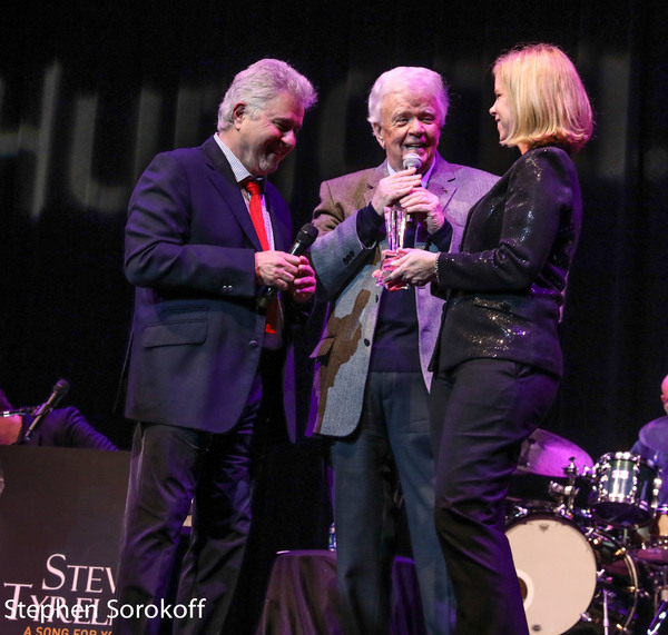 Photo Coverage: Steve Tyrell Presented With Legends Radio Award by Dick Robinson Image