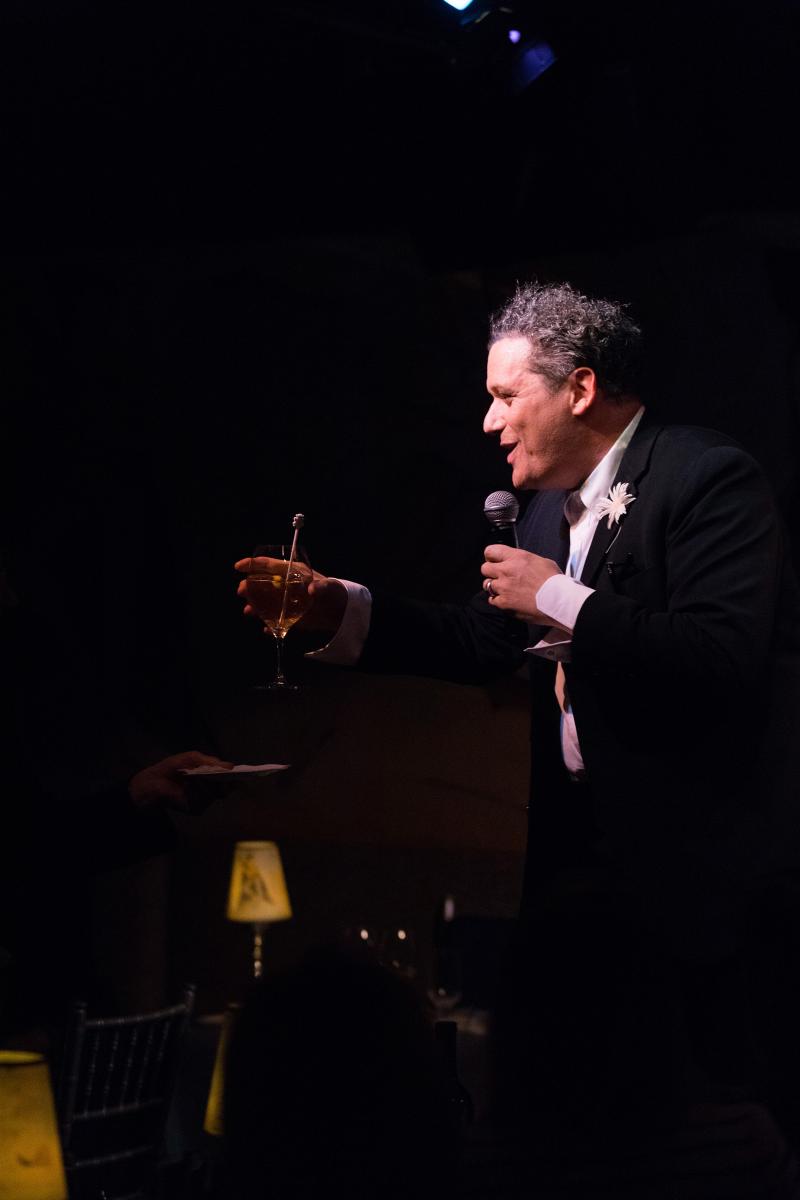 Review: Isaac Mizrahi Plants His Own Tree in Sophomore Show MODERATE TO SEVERE at Cafe Carlyle Image