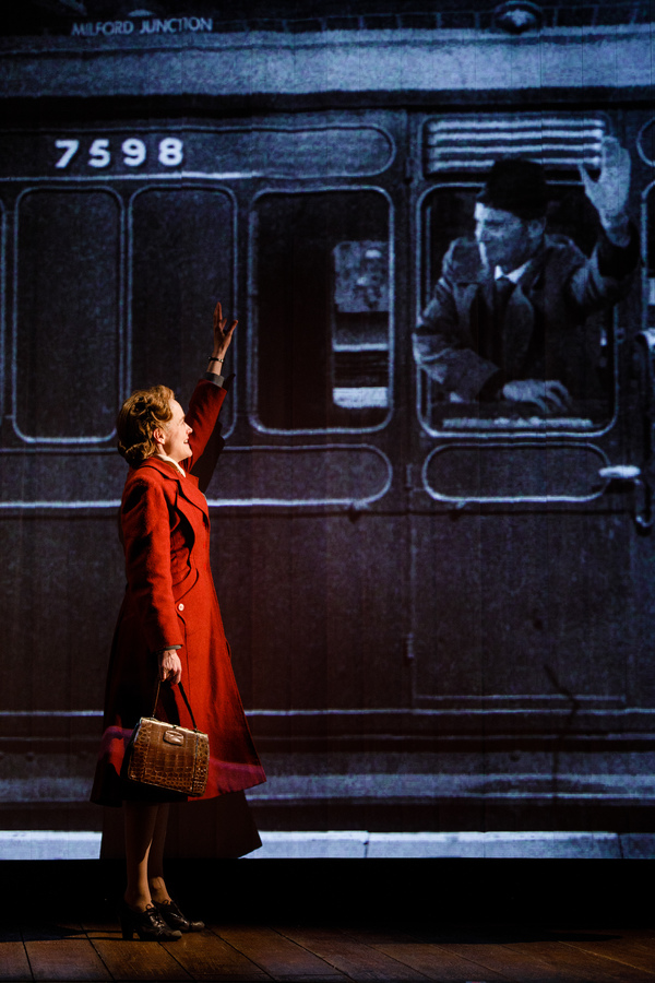 Photo Flash: First Look at Noel Coward's BRIEF ENCOUNTER at Birmingham Repertory Theatre Image