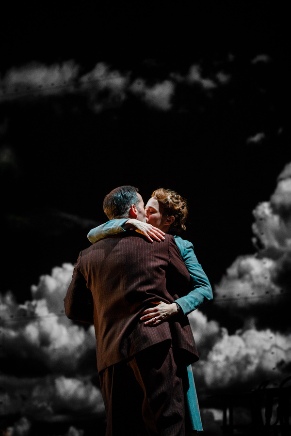 Photo Flash: First Look at Noel Coward's BRIEF ENCOUNTER at Birmingham Repertory Theatre Image