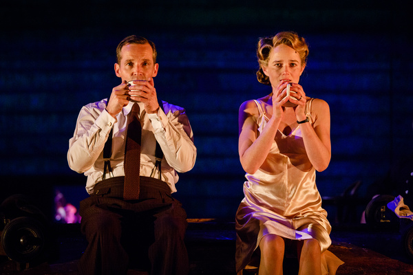 Photo Flash: First Look at Noel Coward's BRIEF ENCOUNTER at Birmingham Repertory Theatre Image