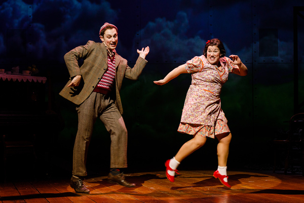 Photo Flash: First Look at Noel Coward's BRIEF ENCOUNTER at Birmingham Repertory Theatre Image