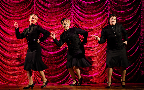 Photo Flash: First Look at Noel Coward's BRIEF ENCOUNTER at Birmingham Repertory Theatre Image